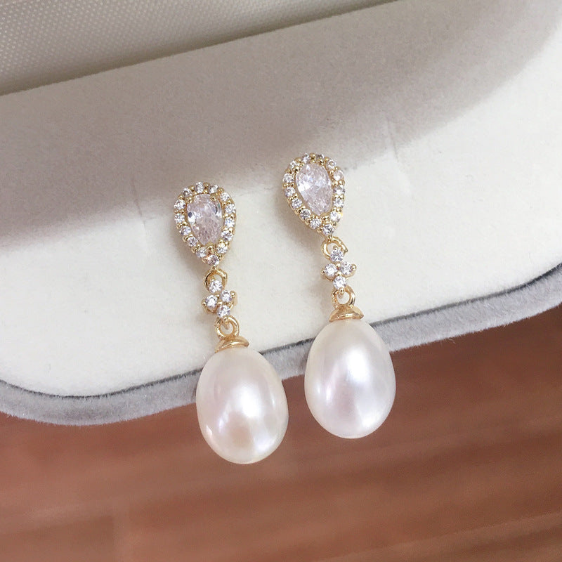 Natural Freshwater Pearl Earrings.