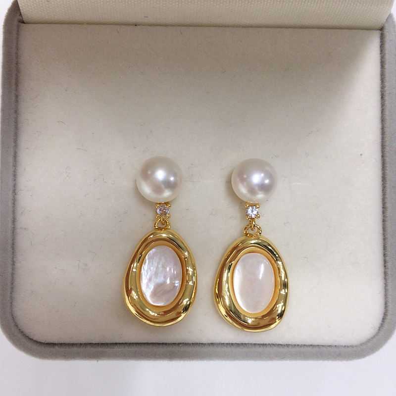 Handmade Natural Freshwater Pearl Earrings.