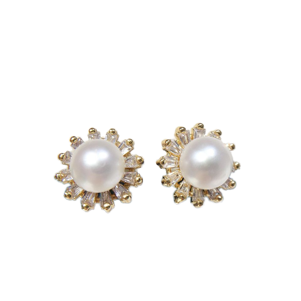Natural Freshwater Pearl Earrings.