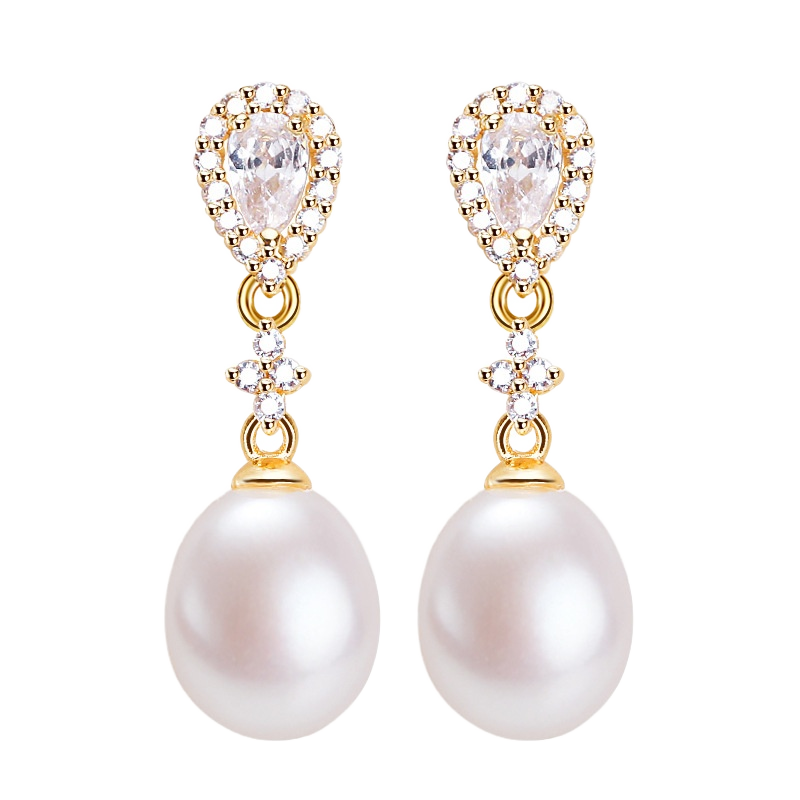 Natural Freshwater Pearl Earrings.