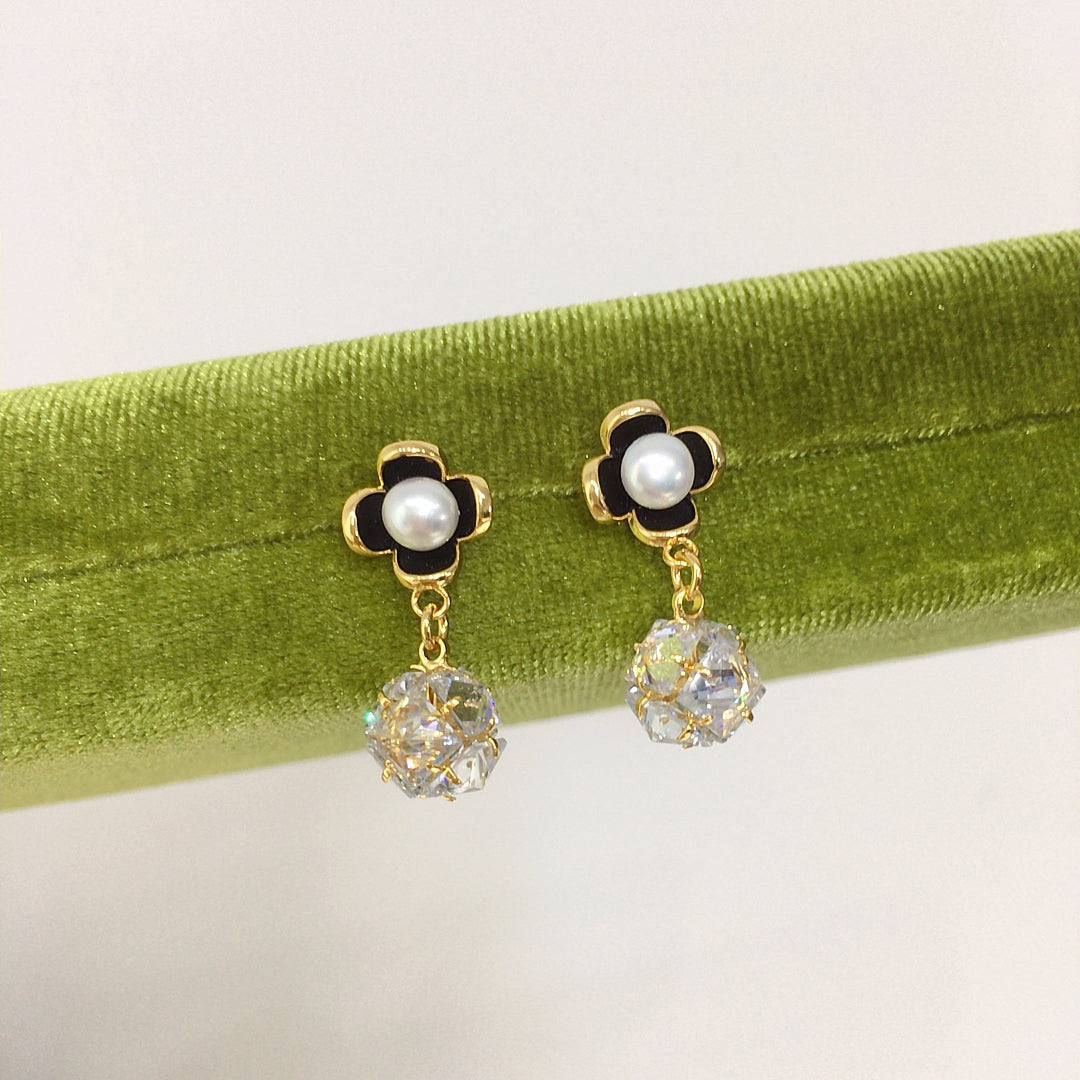 Handmade Natural Freshwater Pearl Earrings.