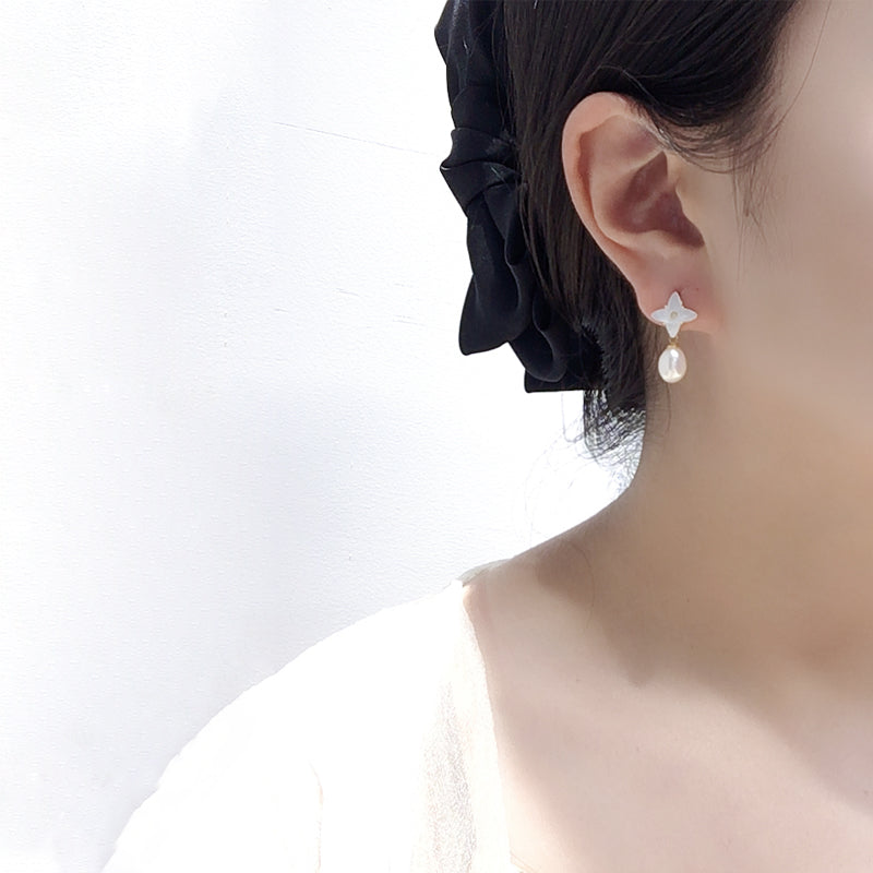 Handmade Natural Freshwater Pearl Earrings.
