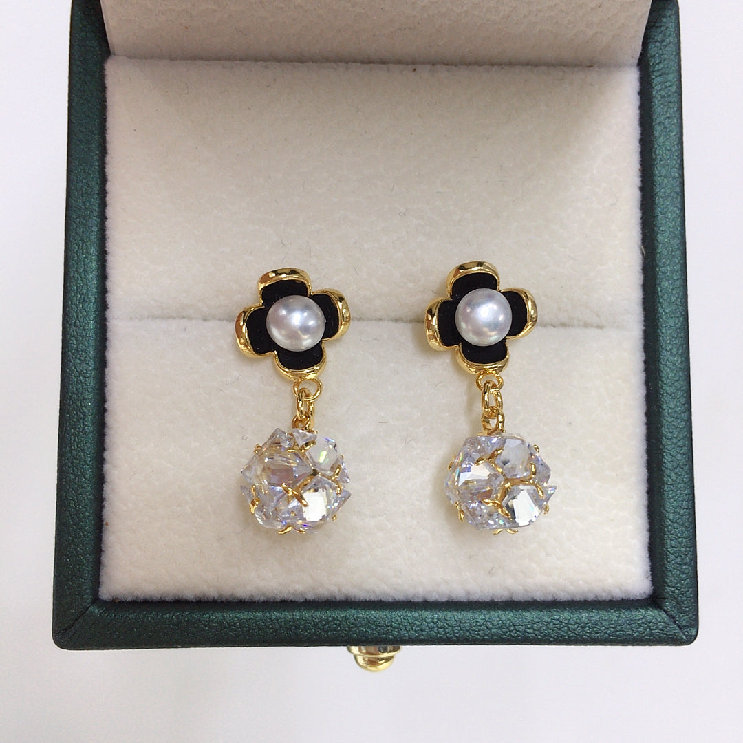 Handmade Natural Freshwater Pearl Earrings.