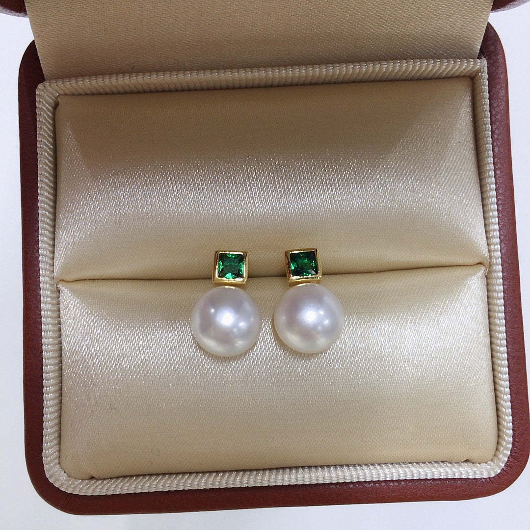 Handmade Natural Freshwater Pearl Earrings.