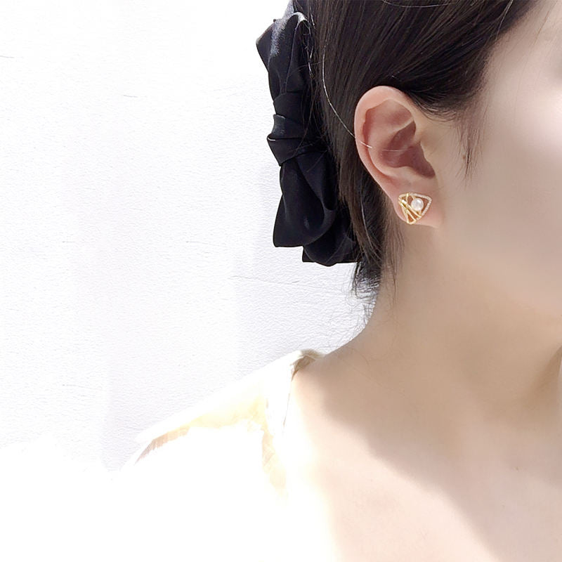 Handmade Natural Freshwater Pearl Earrings.