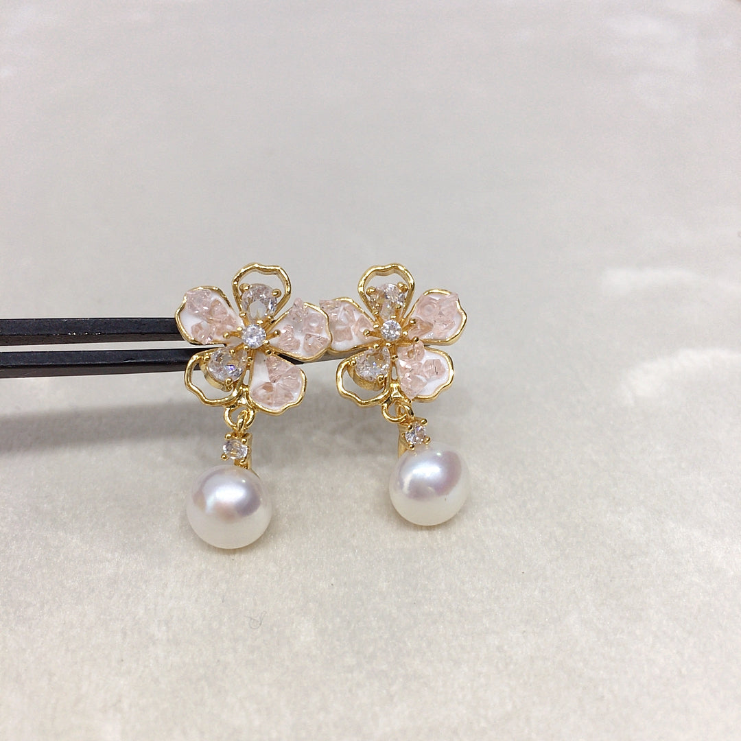 Handmade Natural Freshwater Pearl Earrings.