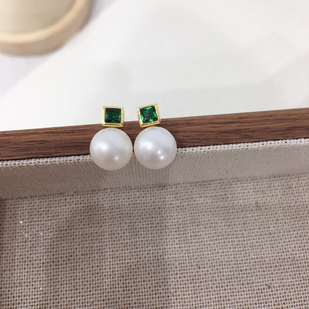 Handmade Natural Freshwater Pearl Earrings.