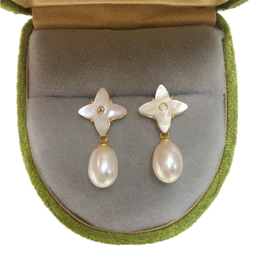 Handmade Natural Freshwater Pearl Earrings.