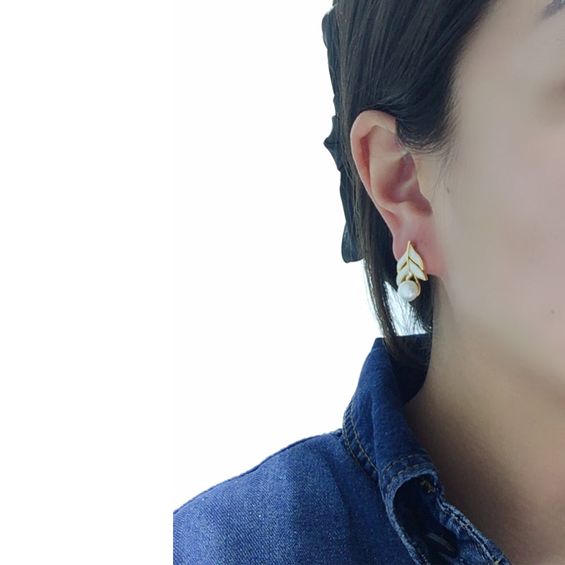 Handmade Natural Freshwater Pearl Earrings.