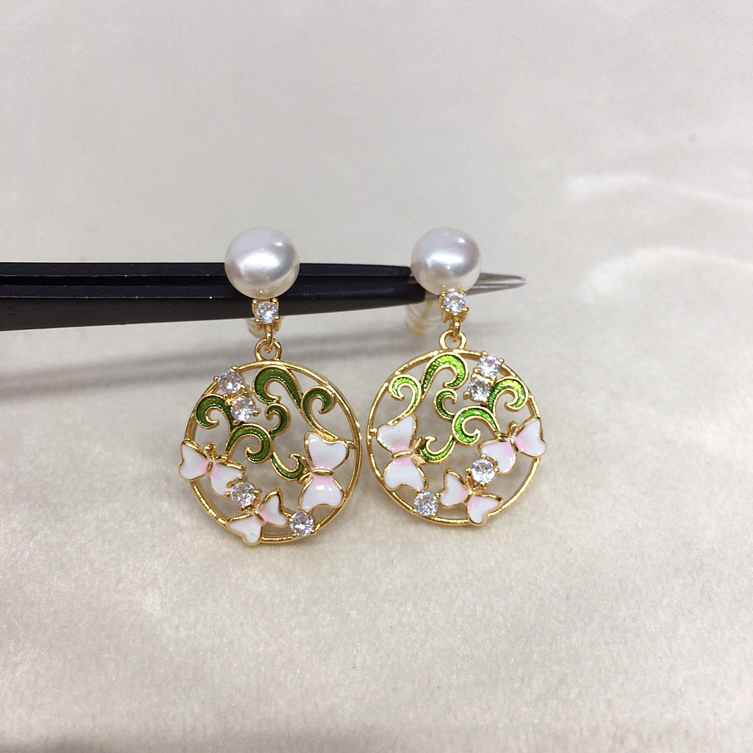Handmade Natural Freshwater Pearl Earrings.