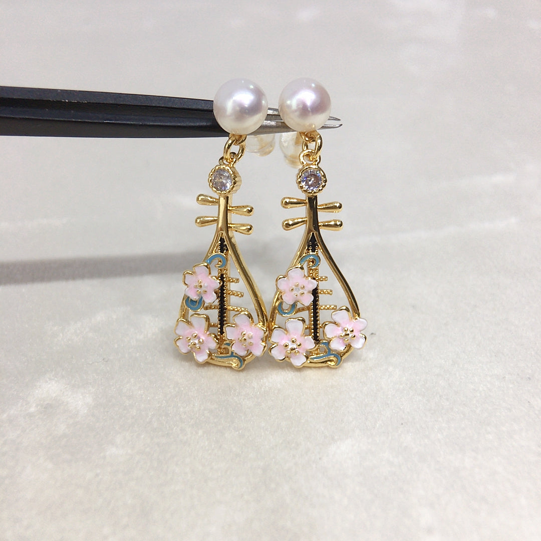 Handmade Natural Freshwater Pearl Earrings.