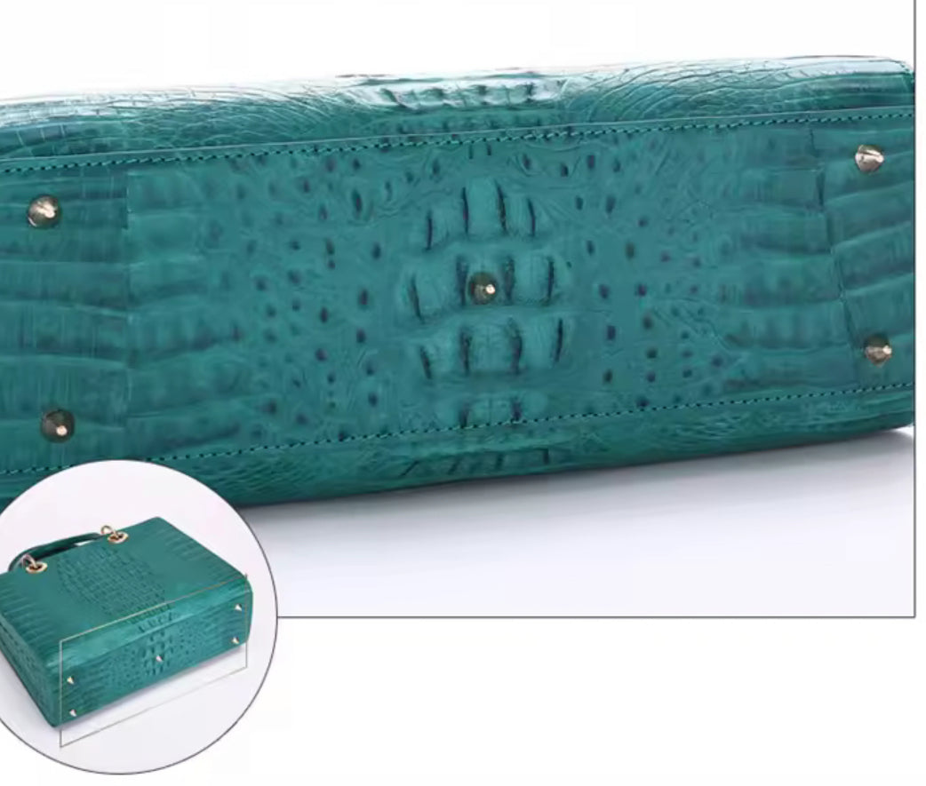 Crocodile Leather Bag in Five Colors – Handmade in Italy | Noiyan